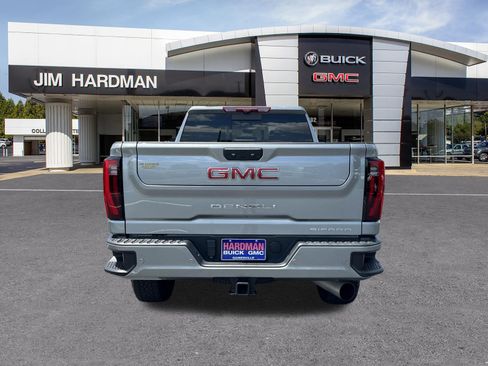 Used 2024 GMC Sierra 2500 Denali w/ Denali Reserve Package AWD/4WD image 6