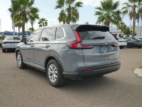 Used 2024 Honda CR-V LX image 7