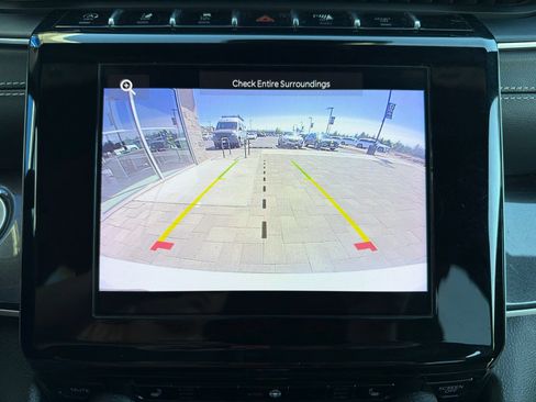 Used 2023 Jeep Grand Cherokee L Laredo AWD/4WD image 14