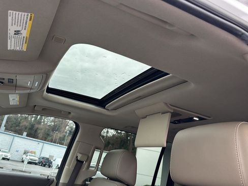 Used 2020 GMC Yukon XL SLT w/ Open Road Package image 29