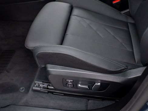 New 2026 BMW X3 xDrive30 w/ Premium Package AWD/4WD image 15