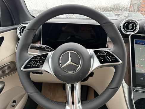 New 2026 Mercedes-Benz GLC 300 4MATIC image 12