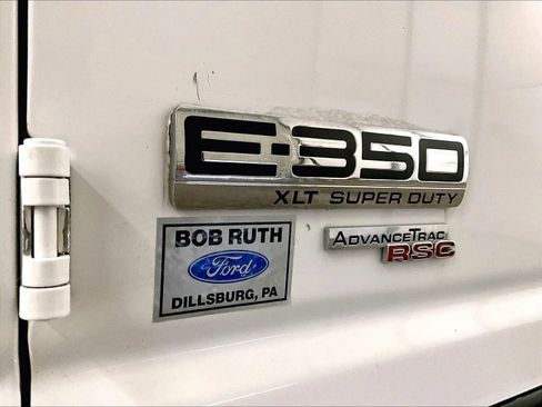 Used 2014 Ford E-350 and Econoline 350 XLT RWD image 13