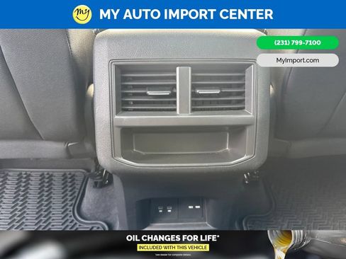 Used 2023 Volkswagen Atlas Cross Sport SEL R-Line AWD/4WD image 24