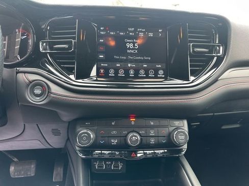 Used 2024 Dodge Durango GT image 15