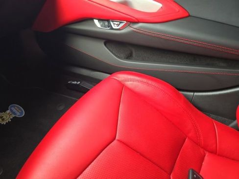 Used 2023 Chevrolet Corvette Stingray Preferred Conv w/ Z51 Performance Package RWD image 15
