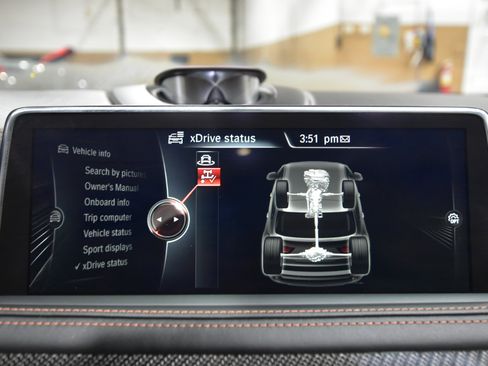 Used 2016 BMW X5 M image 37