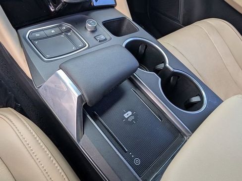 Used 2024 Acura MDX SH-AWD w/ Technology Package image 28