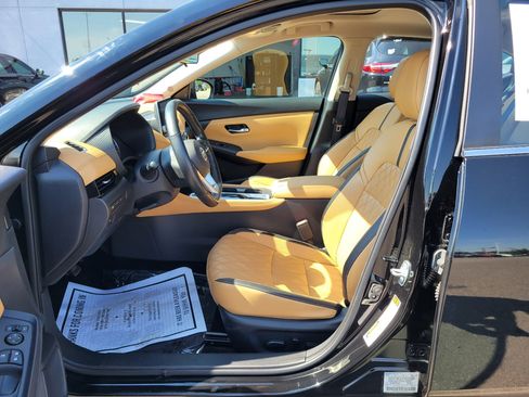 Used 2023 Nissan Sentra SV w/ SV Premium Package FWD image 15