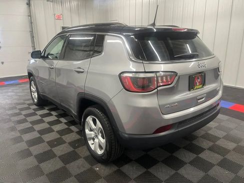 Used 2018 Jeep Compass Latitude w/ Popular Equipment Group AWD/4WD image 6