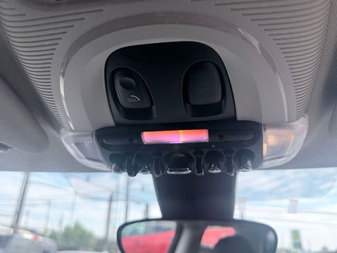 Used 2019 MINI Cooper S FWD image 16