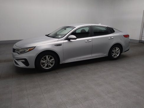 Used 2019 Kia Optima LX FWD image 2