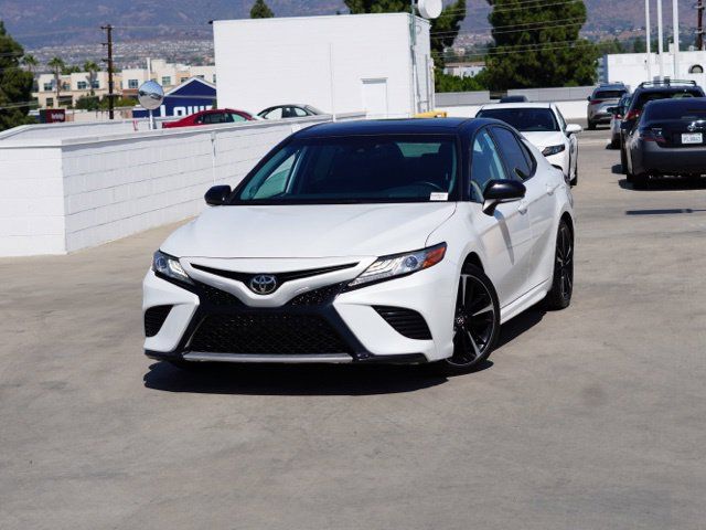 Used 2019 Toyota Camry XSE FWD image 5