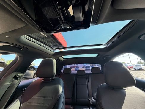 Used 2022 Mercedes-Benz C 300 Sedan image 28