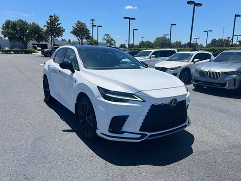 Used 2023 Lexus RX 500h F Sport AWD/4WD image 8
