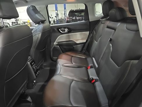 Used 2022 Jeep Compass Limited w/ Elite Group AWD/4WD image 15