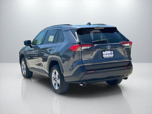 Certified 2022 Toyota RAV4 XLE w/ Convenience Package AWD/4WD image 7