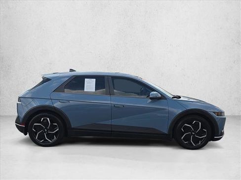 Used 2024 Hyundai Ioniq 5 SE image 4