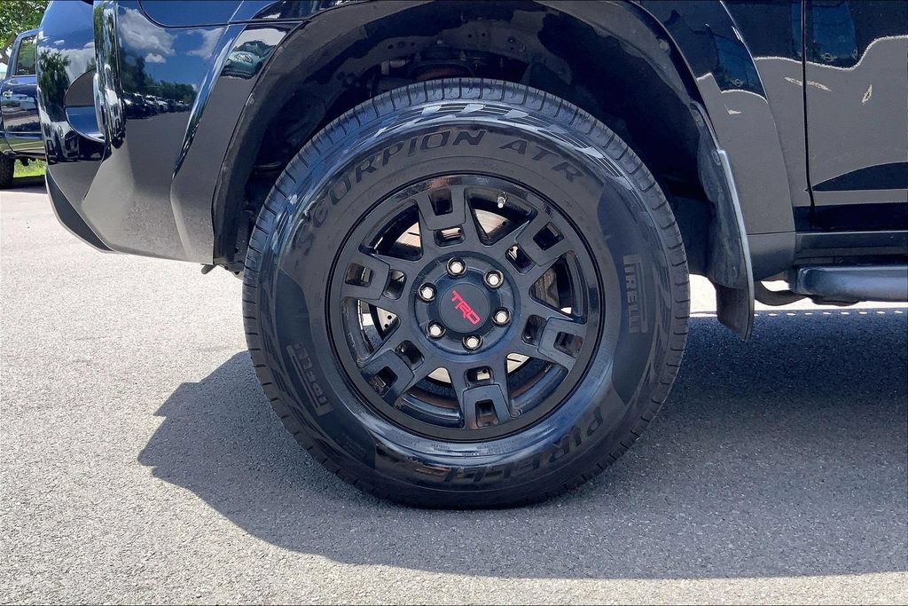 Used 2018 Toyota 4Runner TRD Pro AWD/4WD image 9