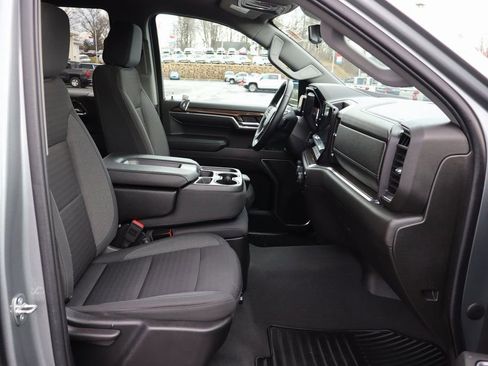 Used 2023 Chevrolet Silverado 1500 RST image 14