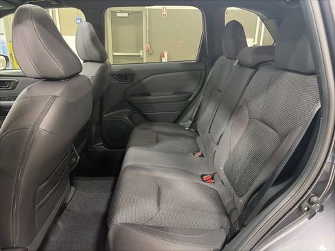 Certified 2025 Subaru Forester Premium image 12