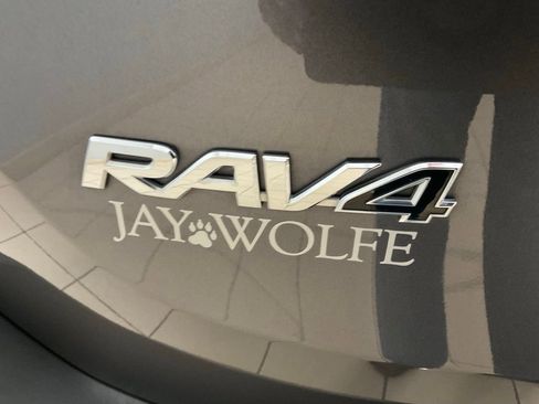 Used 2015 Toyota RAV4 XLE AWD/4WD image 23
