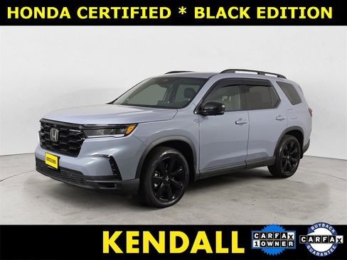 Certified 2025 Honda Pilot Black Edition image 1