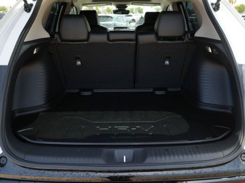 Used 2026 Honda HR-V EX-L image 14