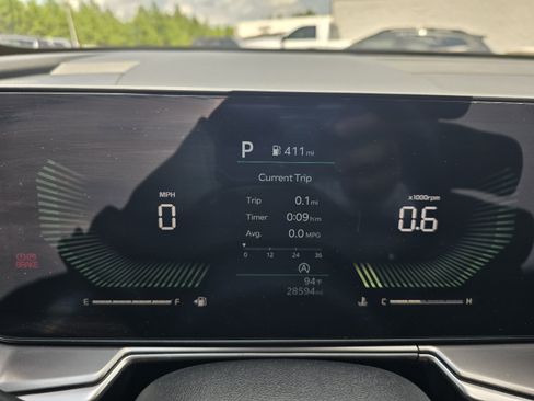 Used 2024 Kia Sorento S w/ Panoramic Sunroof Package FWD image 17