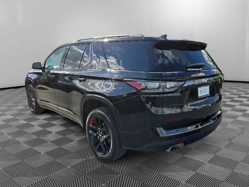 Used 2020 Chevrolet Traverse Premier w/ Redline Edition AWD/4WD image 5