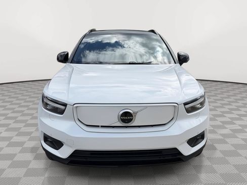 Used 2021 Volvo XC40 P8 Recharge w/ Advanced Package AWD/4WD image 2