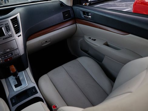 Used 2013 Subaru Outback 2.5i Limited w/ Moonroof Pkg image 22