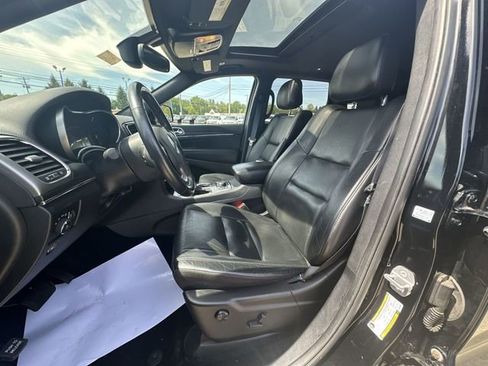 Used 2019 Jeep Grand Cherokee Limited w/ Trailer Tow Group IV AWD/4WD image 22