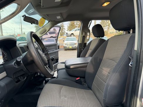 Used 2012 RAM 3500 ST w/ Chrome Appearance Group image 10