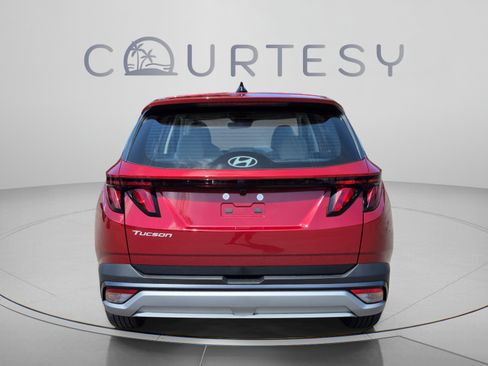 New 2026 Hyundai Tucson SE FWD image 4
