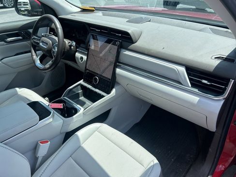 Used 2026 GMC Terrain Denali AWD/4WD image 41