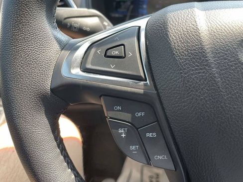 Used 2022 Ford Edge Titanium AWD/4WD image 26