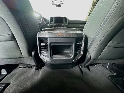 Used 2019 RAM 1500 Big Horn image 28