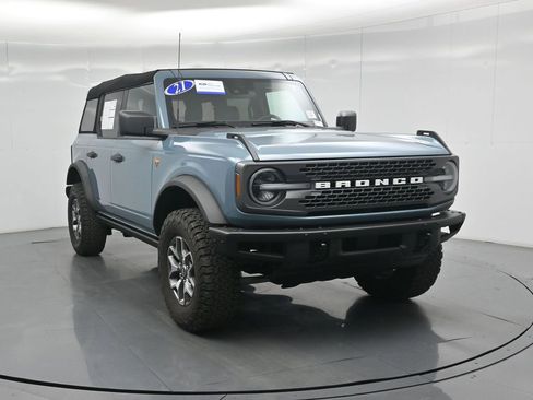 Certified 2021 Ford Bronco Badlands AWD/4WD image 24