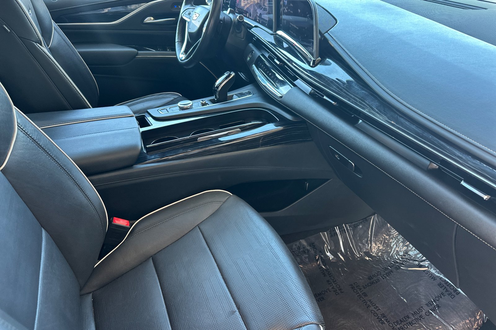 Used 2023 Cadillac Escalade Sport AWD/4WD image 21