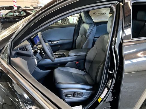 New 2026 Lexus RZ 450e AWD image 9