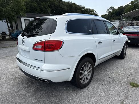 Used 2017 Buick Enclave Convenience FWD image 3