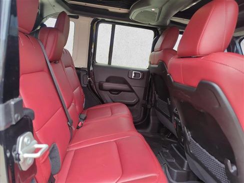 Used 2024 Jeep Wrangler Unlimited Rubicon 392 AWD/4WD image 22