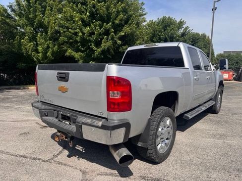 Used 2014 Chevrolet Silverado 3500 LTZ w/ LTZ Plus Package AWD/4WD image 3