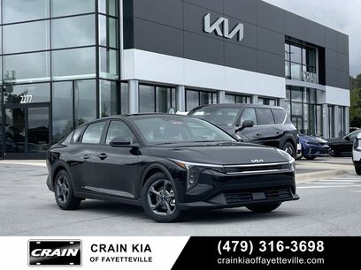 New 2025 Kia K4 LXS