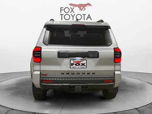 New 2026 Toyota 4Runner TRD Off-Road Premium AWD/4WD image 4