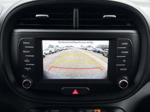 Used 2021 Kia Soul LX FWD image 20