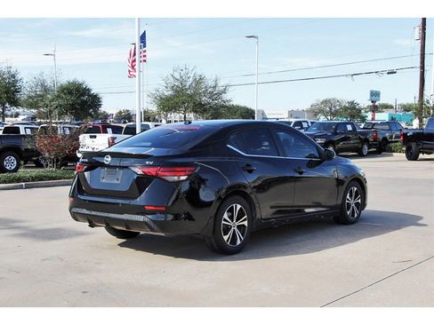Used 2020 Nissan Sentra SV image 6