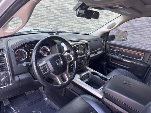 Used 2018 RAM 2500 Laramie image 18