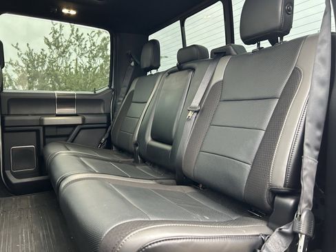 Used 2019 Ford F150 Raptor w/ Equipment Group 802A Luxury image 12